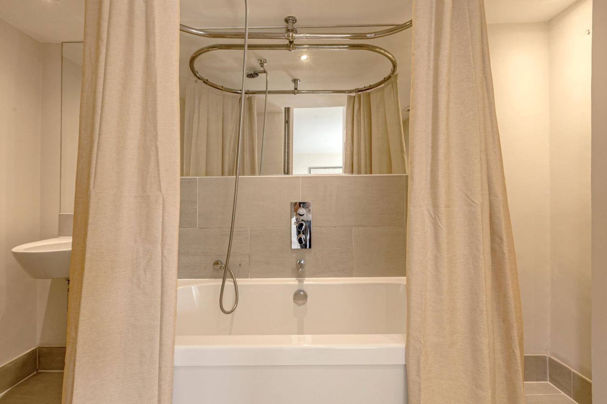 Appartement Normand Gardens, Greyhound Road, W14 9sb Londres
