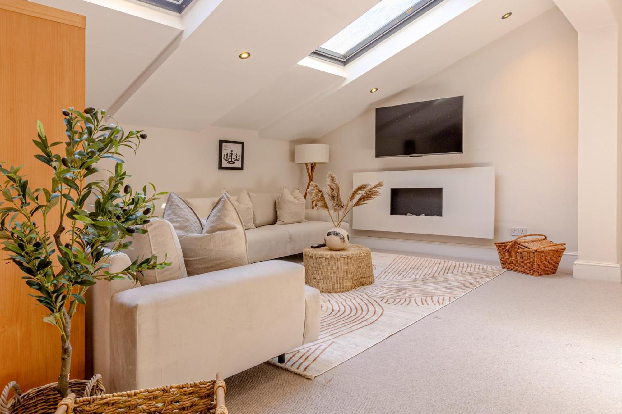 Appartement Normand Gardens, Greyhound Road, W14 9sb *